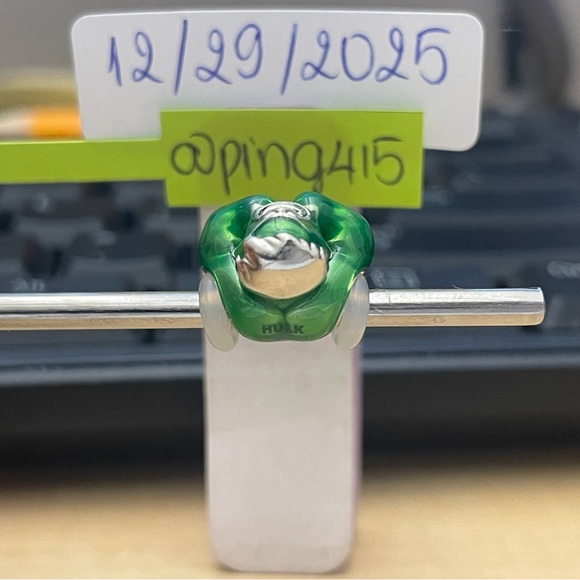 Pandora Marvel The Avengers Hulk Charm - Picture 7 of 16